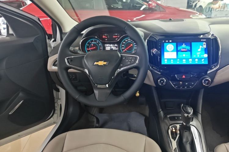 Used Chevrolet Cruze 2015 1.5L Automatic Luxury Edition Steering Wheel