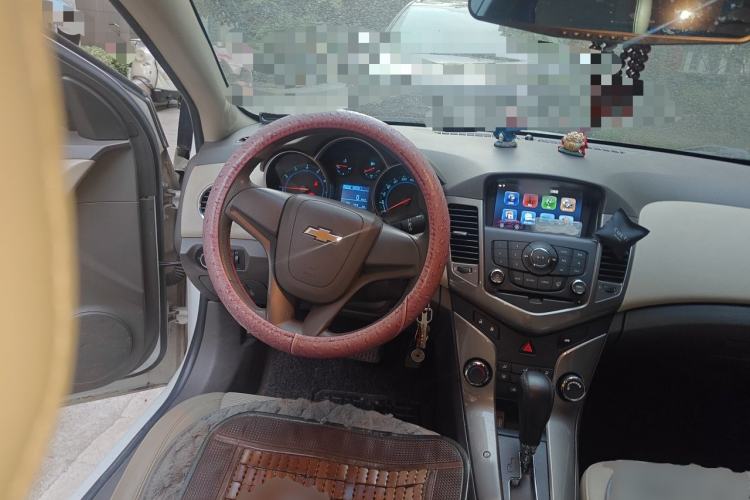 Used Chevrolet Cruze 2015 1.5L Classic SE AT Steering Wheel
