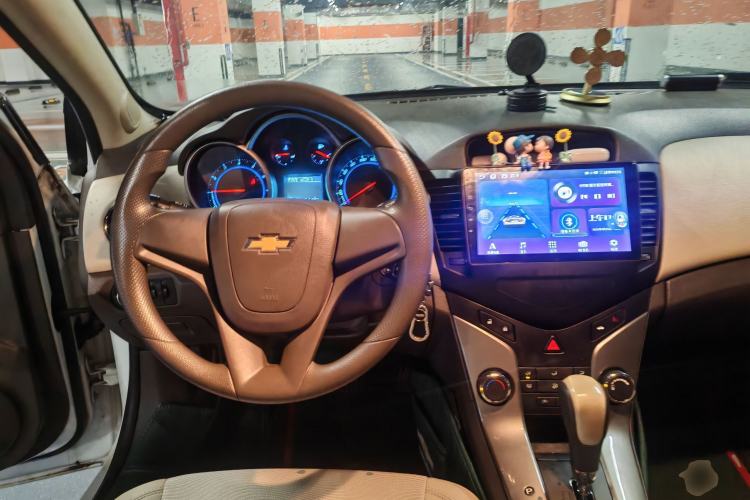 Used Chevrolet Cruze 2015 1.5L Classic SE AT Steering Wheel