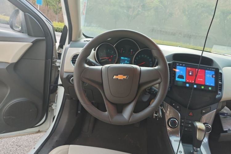 Used Chevrolet Cruze 2015 1.5L Classic SE AT Steering Wheel