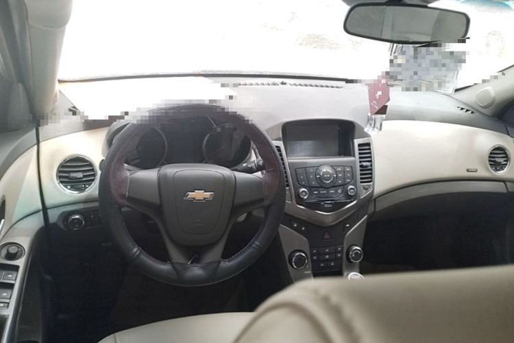 Used Chevrolet Cruze 2015 1.5L Classic SE MT Steering Wheel