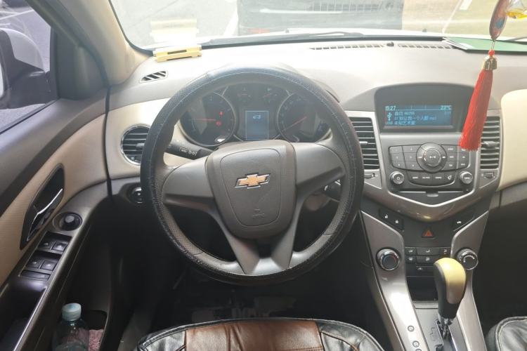 Used Chevrolet Cruze 2015 1.5L Classic SE AT Steering Wheel