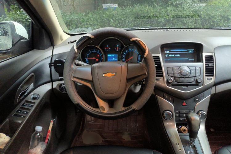 Used Chevrolet Cruze 2015 1.5L Classic SE AT Steering Wheel