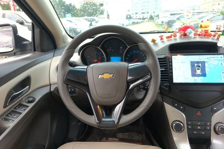 Used Chevrolet Cruze 2015 1.5L Classic SL MT Steering Wheel