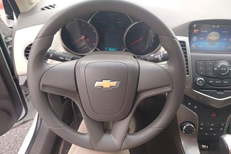 Used Chevrolet Cruze 2015 1.5L Classic SE AT Steering Wheel