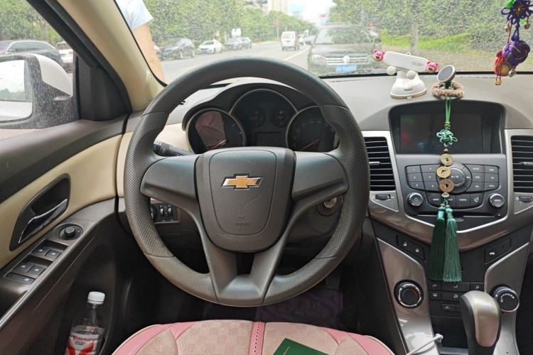 Used Chevrolet Cruze 2015 1.5L Classic SE AT Steering Wheel