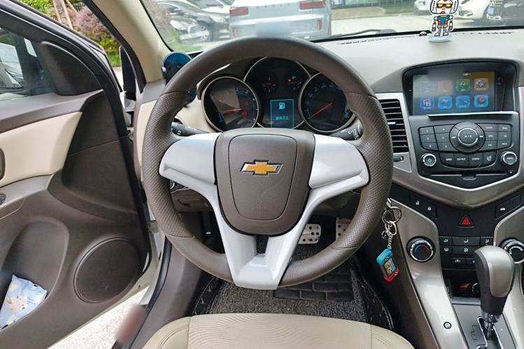 Used Chevrolet Cruze 2015 1.5L Classic SE AT Steering Wheel