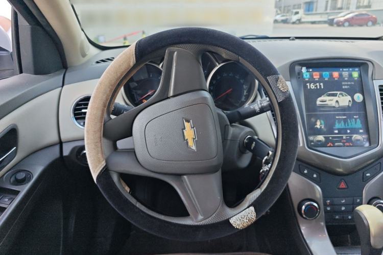 Used Chevrolet Cruze 2015 1.5L Classic SE AT Steering Wheel