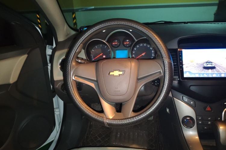 Used Chevrolet Cruze 2015 1.5L Classic SE AT Steering Wheel