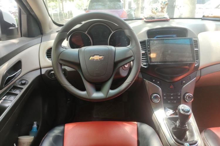 Used Chevrolet Cruze 2015 1.5L Classic SE MT Steering Wheel