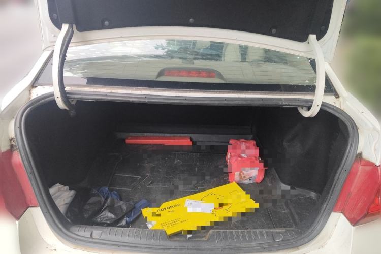 Used Chevrolet Cruze 2015 1.5L Classic SL MT Trunk