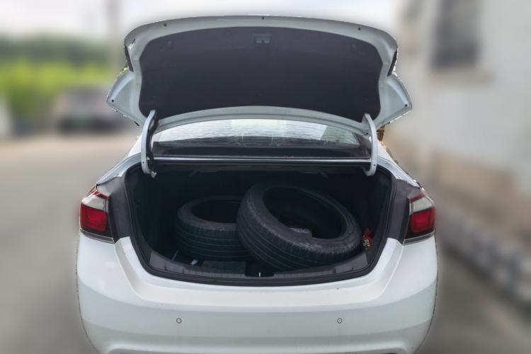 Used Chevrolet Cruze 2015 1.5L Manual Elite Edition Trunk
