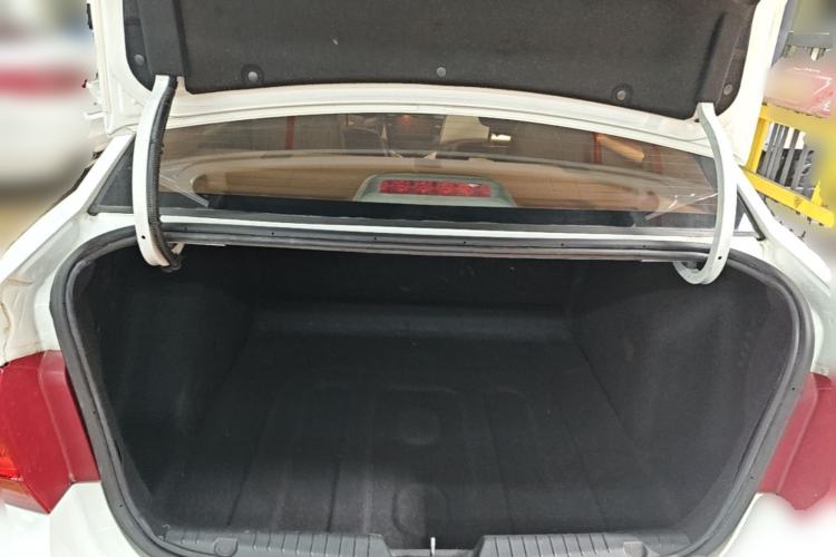 Used Chevrolet Cruze 2015 1.5L Classic SL MT Trunk