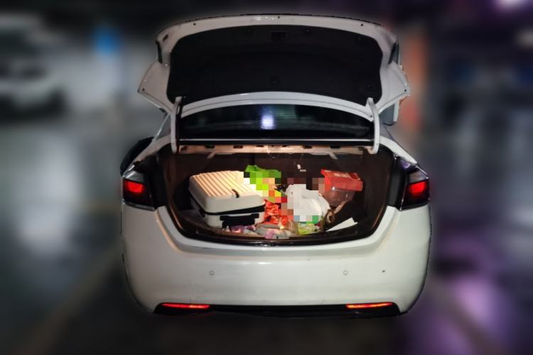 Used Chevrolet Cruze 2015 1.4T Manual Elite Edition Trunk