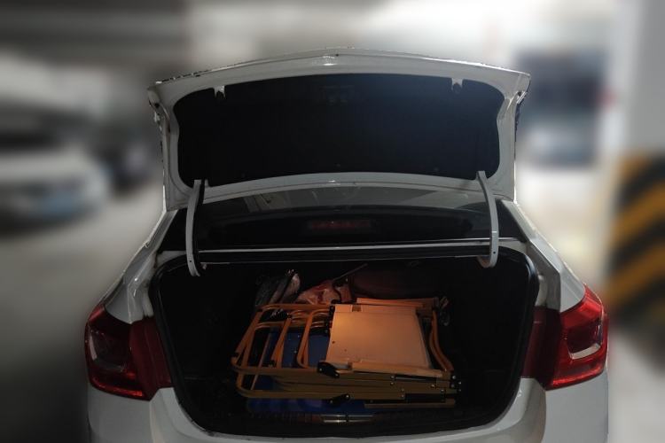 Used Chevrolet Cruze 2015 1.5L Classic SE AT Trunk
