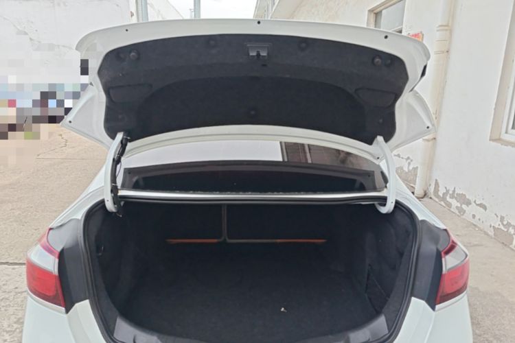 Used Chevrolet Cruze 2015 1.5L Automatic Luxury Edition Trunk