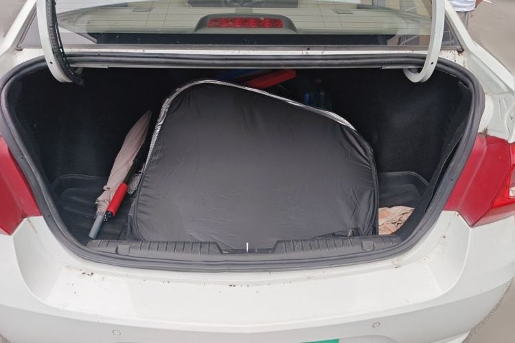 Used Chevrolet Cruze 2015 1.5L Classic SE AT Trunk