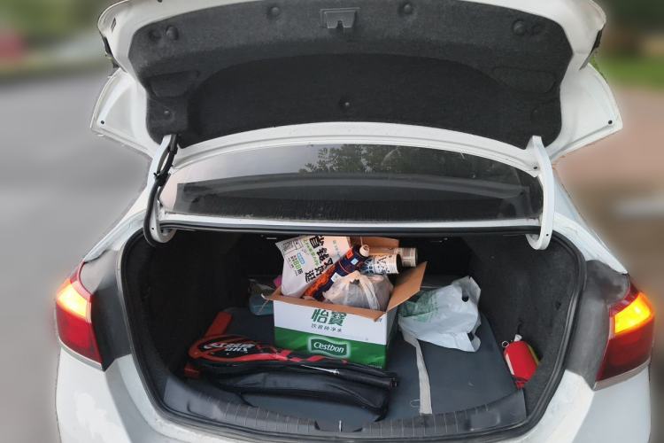 Used Chevrolet Cruze 2015 1.5L Automatic Fashion Navigation Edition Trunk