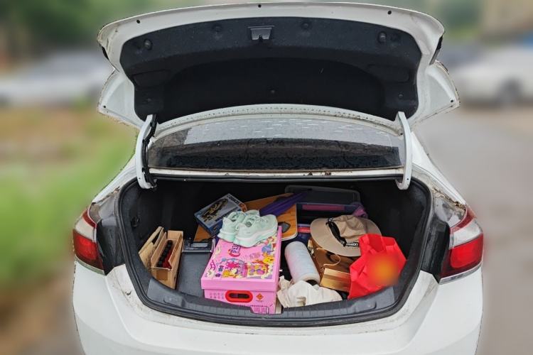 Used Chevrolet Cruze 2015 1.5L Automatic Fashion Navigation Edition Trunk