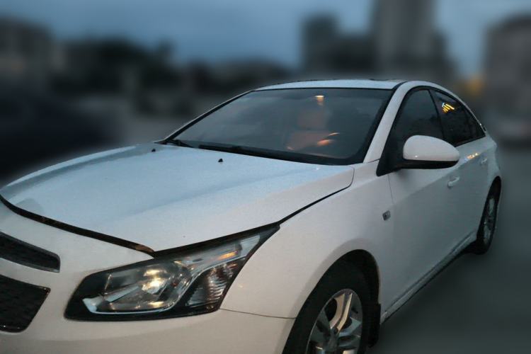Ojetý Chevrolet Cruze 2015 1.5L Classic SE AT Guazi used car, China used car export, Used car for sale, Used cars, Cheapest cars for sale