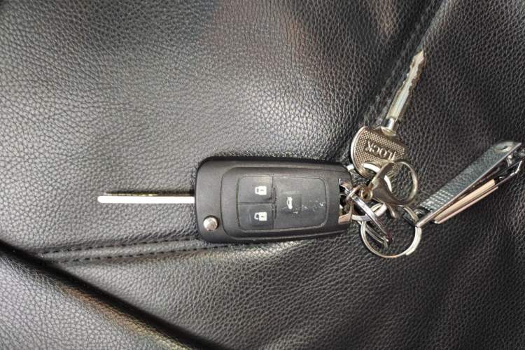Used Chevrolet Cruze 2015 1.5L Classic SL MT Vehicle Key