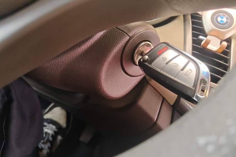 Used Chevrolet Cruze 2015 1.5L Classic SE AT Vehicle Key