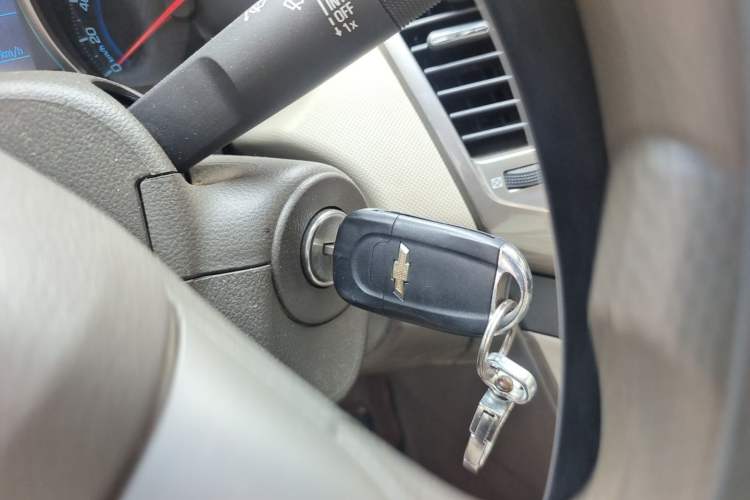 Used Chevrolet Cruze 2015 1.5L Classic SE AT Vehicle Key