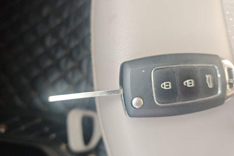Used Chevrolet Cruze 2015 1.5L Automatic Luxury Edition Vehicle Key