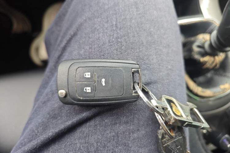 Used Chevrolet Cruze 2015 1.5L Classic SE MT Vehicle Key
