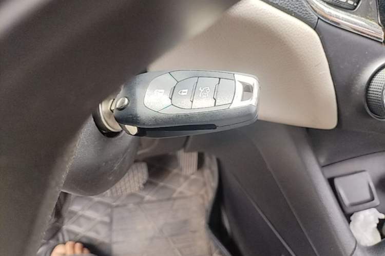 Used Chevrolet Cruze 2015 1.5L Automatic Luxury Edition Vehicle Key