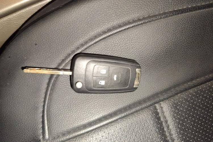 Used Chevrolet Cruze 2015 1.5L Classic SE AT Vehicle Key