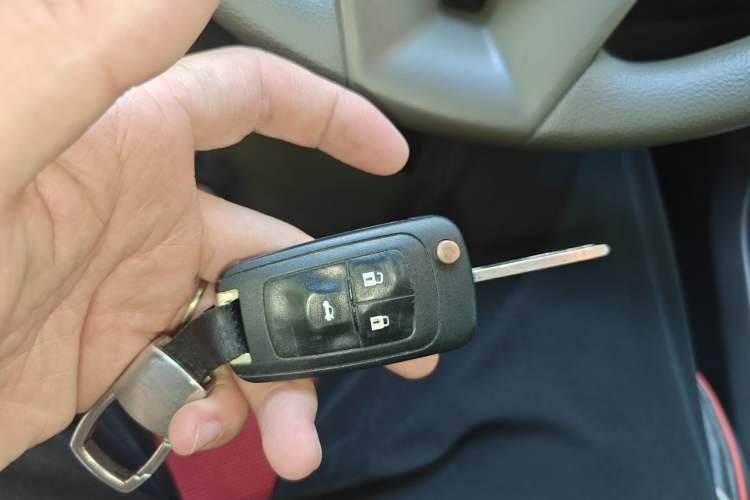 Used Chevrolet Cruze 2015 1.5L Classic SE MT Vehicle Key