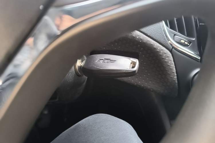 Used Chevrolet Cruze 2015 1.5L Manual Elite Edition Vehicle Key