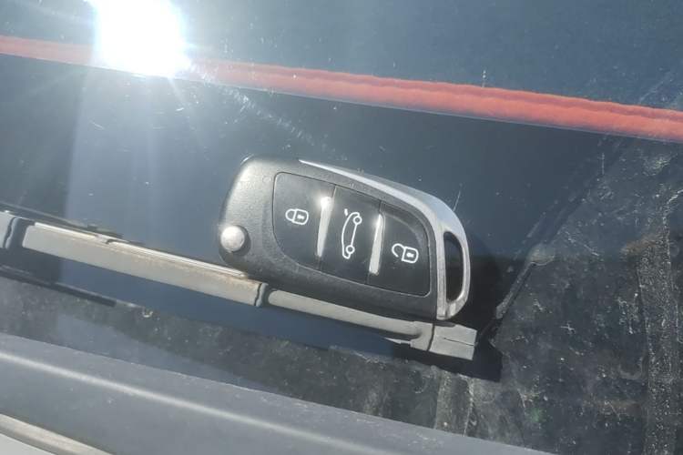 Used Chevrolet Cruze 2015 1.5L Classic SE MT Vehicle Key