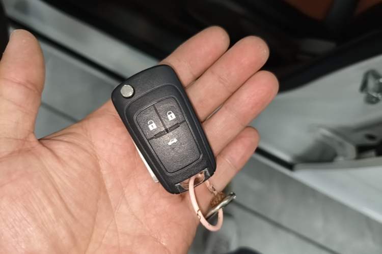 Used Chevrolet Cruze 2015 1.5L Classic SE AT Vehicle Key
