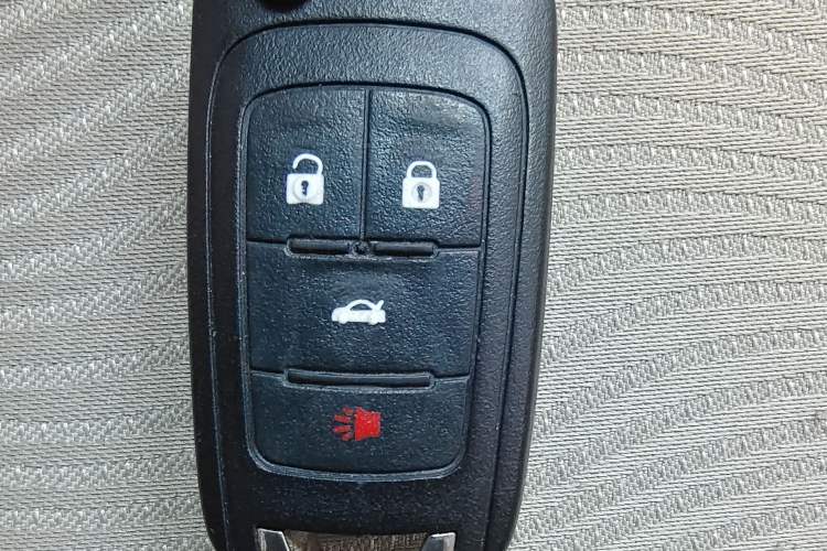 Used Chevrolet Cruze 2015 1.5L Classic SE AT Vehicle Key