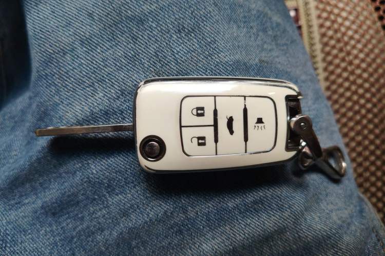Used Chevrolet Cruze 2015 1.5L Automatic Luxury Edition Vehicle Key