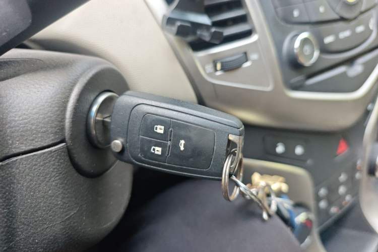 Used Chevrolet Cruze 2015 1.5L Classic SL MT Vehicle Key