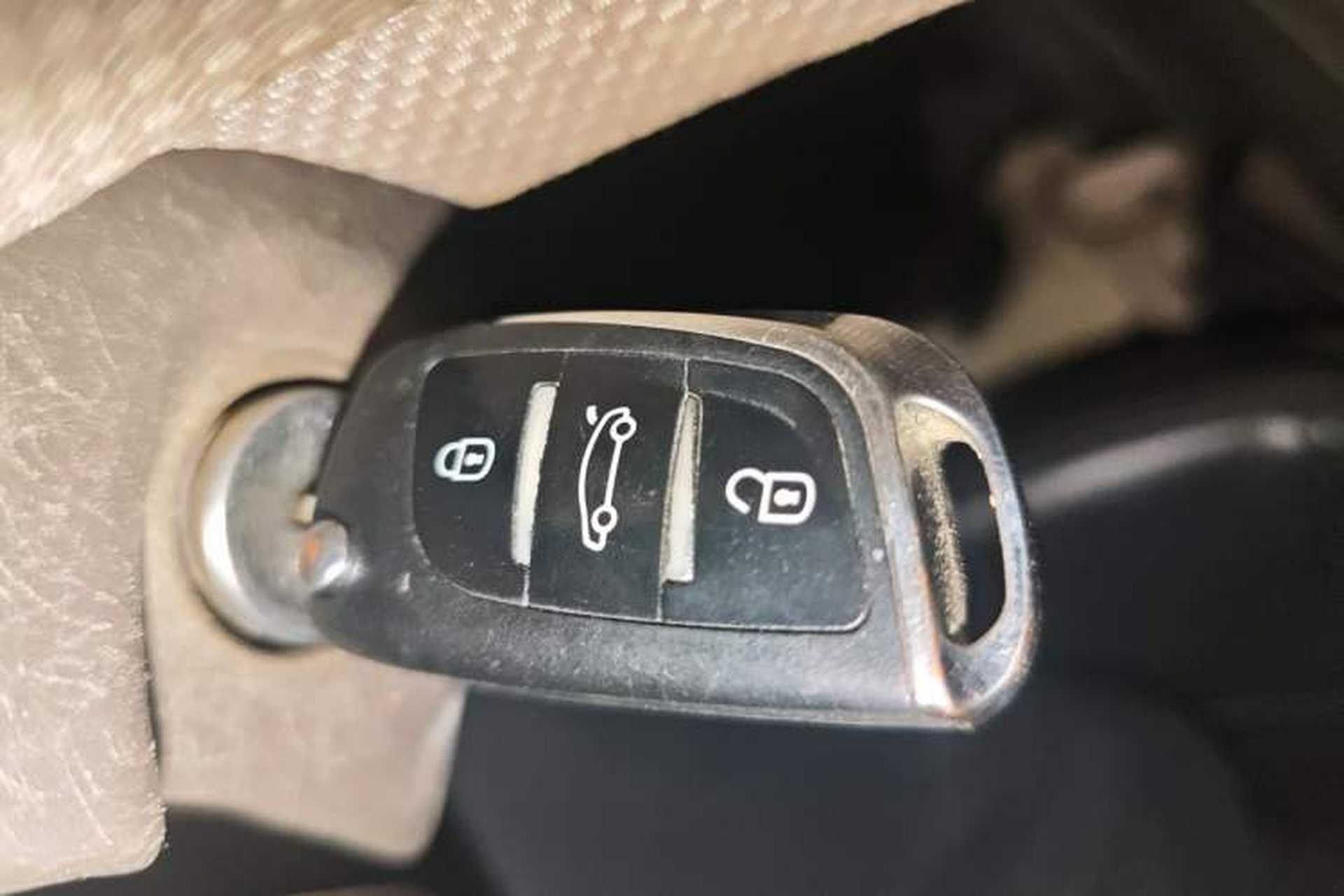 Used Chevrolet Cruze 2015 1.5L Manual Fashion Edition Vehicle Key