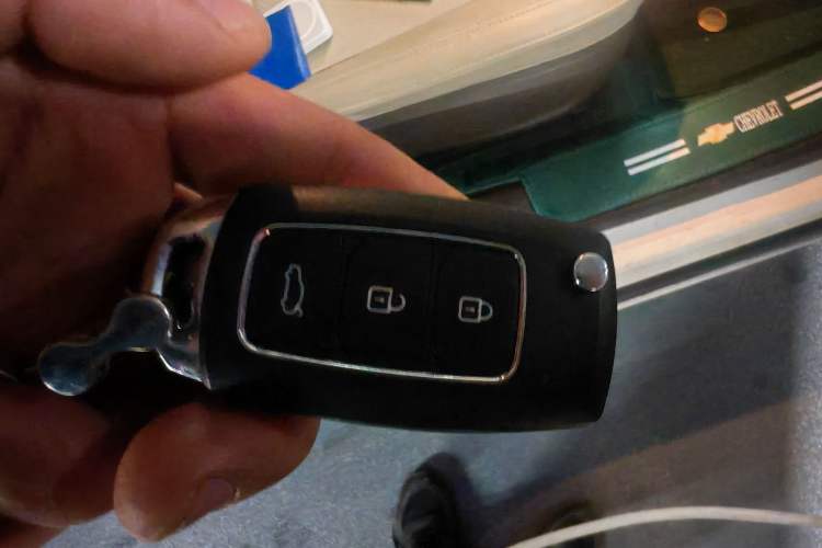 Used Chevrolet Cruze 2015 1.5L Classic SE AT Vehicle Key