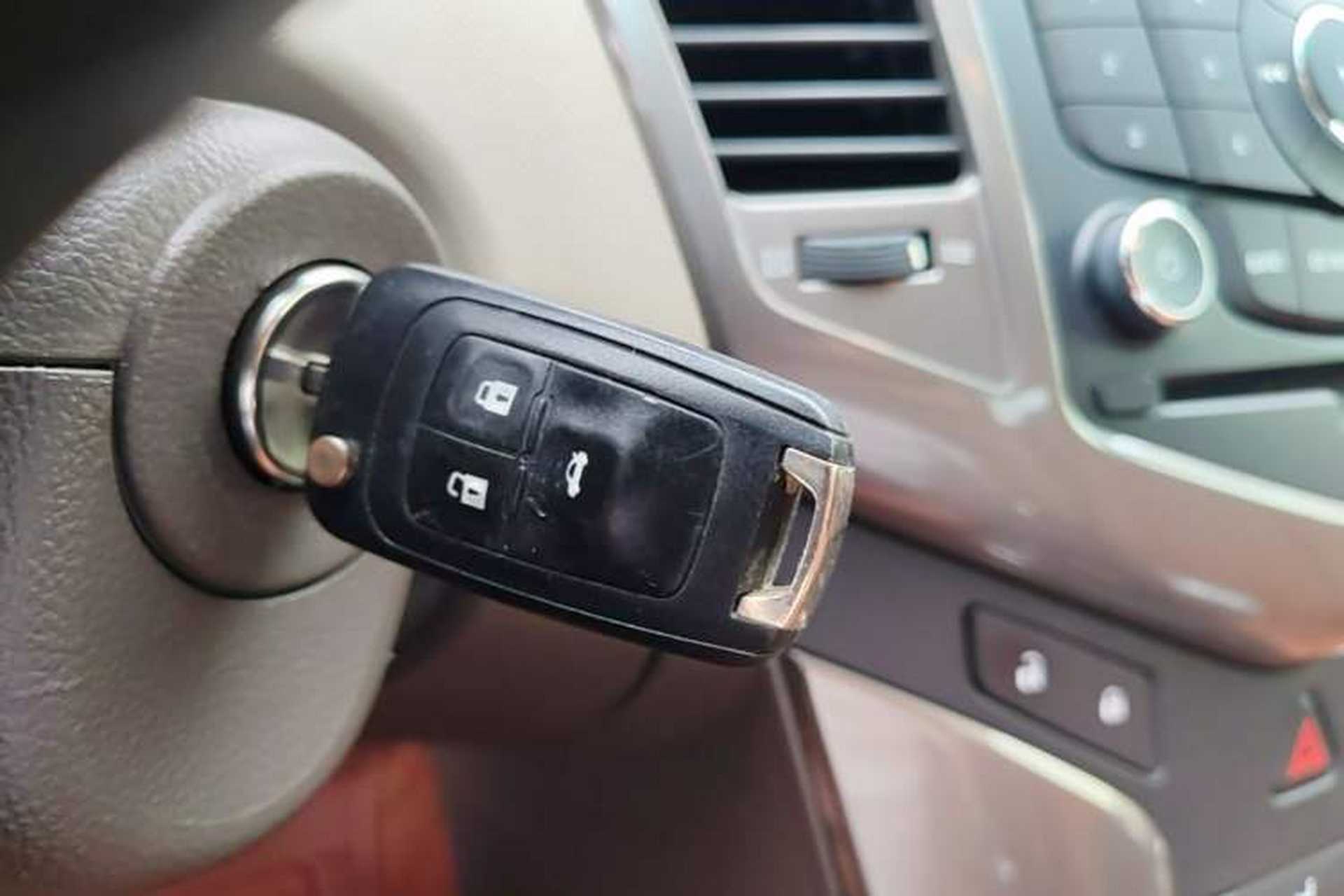 Used Chevrolet Cruze 2015 1.5L Classic SE AT Vehicle Key
