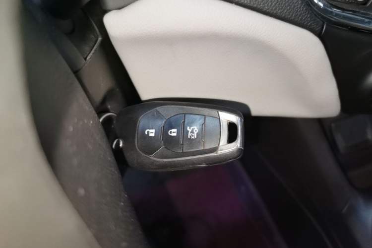 Used Chevrolet Cruze 2015 1.5L Automatic Luxury Edition Vehicle Key