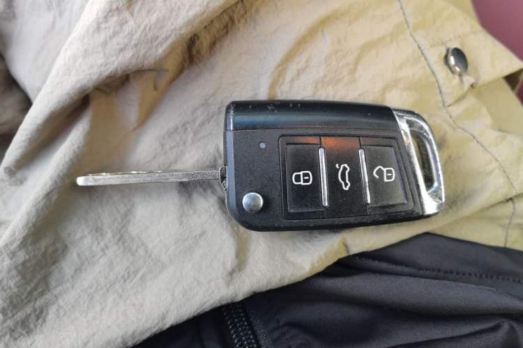 Used Chevrolet Cruze 2015 1.5L Classic SL MT Vehicle Key