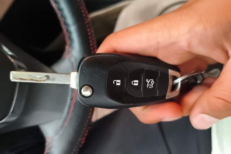 Used Chevrolet Cruze 2015 1.5L Automatic Luxury Edition Vehicle Key