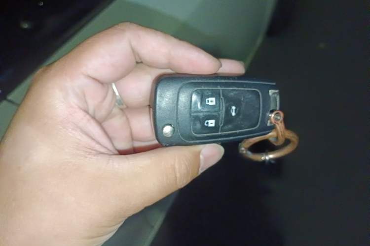 Used Chevrolet Cruze 2015 1.5L Classic SE AT Vehicle Key