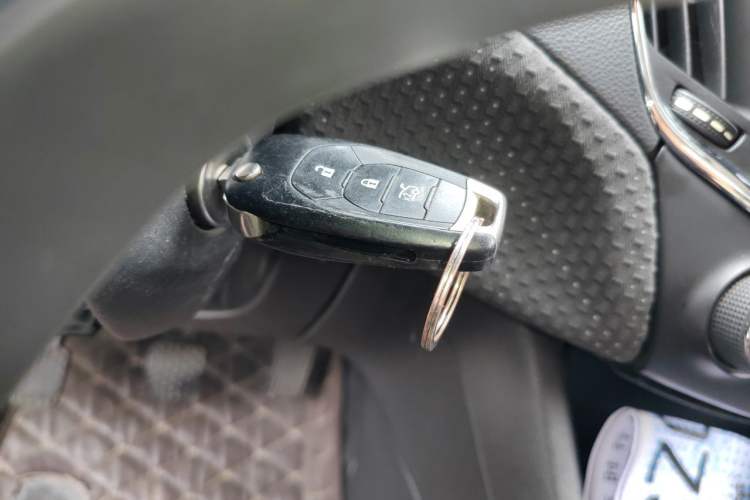 Used Chevrolet Cruze 2015 1.5L Manual Elite Edition Vehicle Key