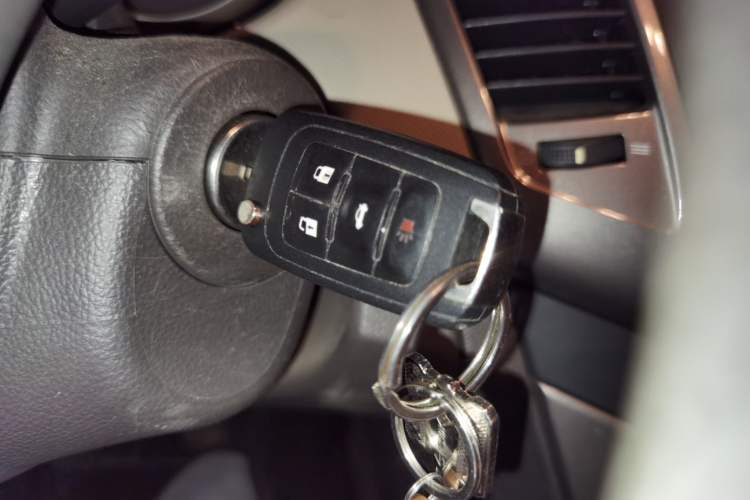 Used Chevrolet Cruze 2015 1.5L Classic SE MT Vehicle Key