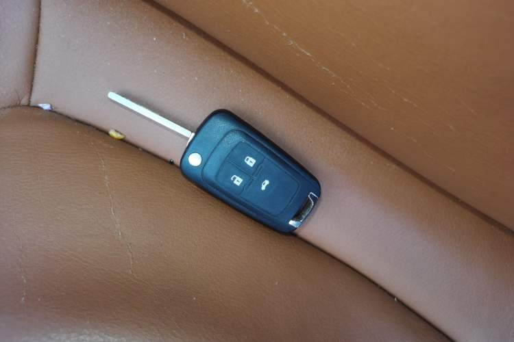 Used Chevrolet Cruze 2015 1.5L Classic SL MT Vehicle Key