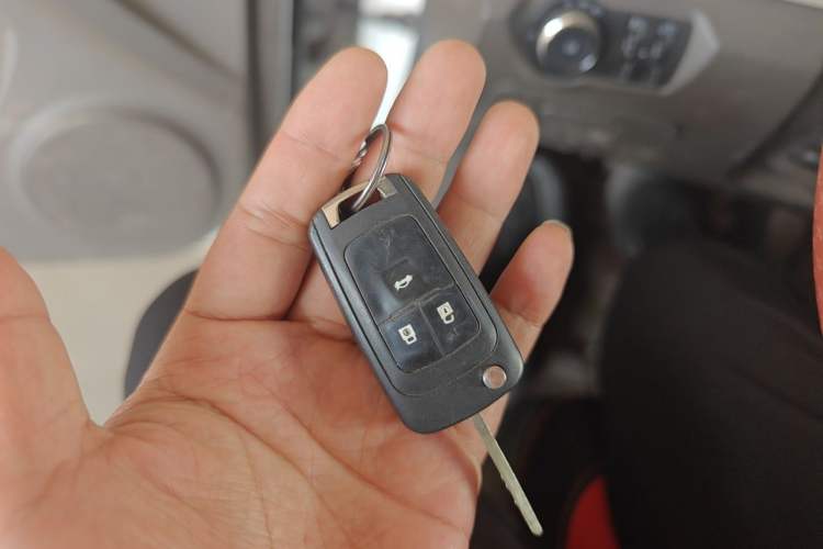 Used Chevrolet Cruze 2015 1.5L Classic SL MT Vehicle Key