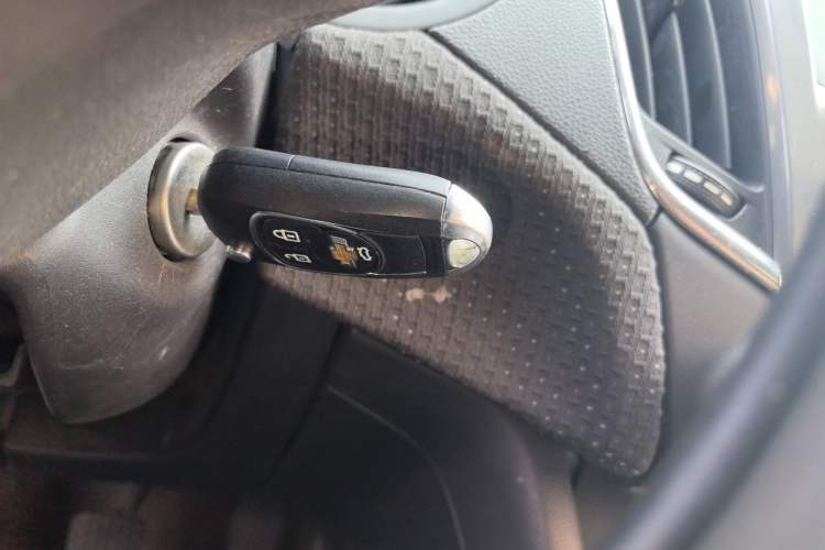 Used Chevrolet Cruze 2015 1.5L Manual Elite Edition Vehicle Key